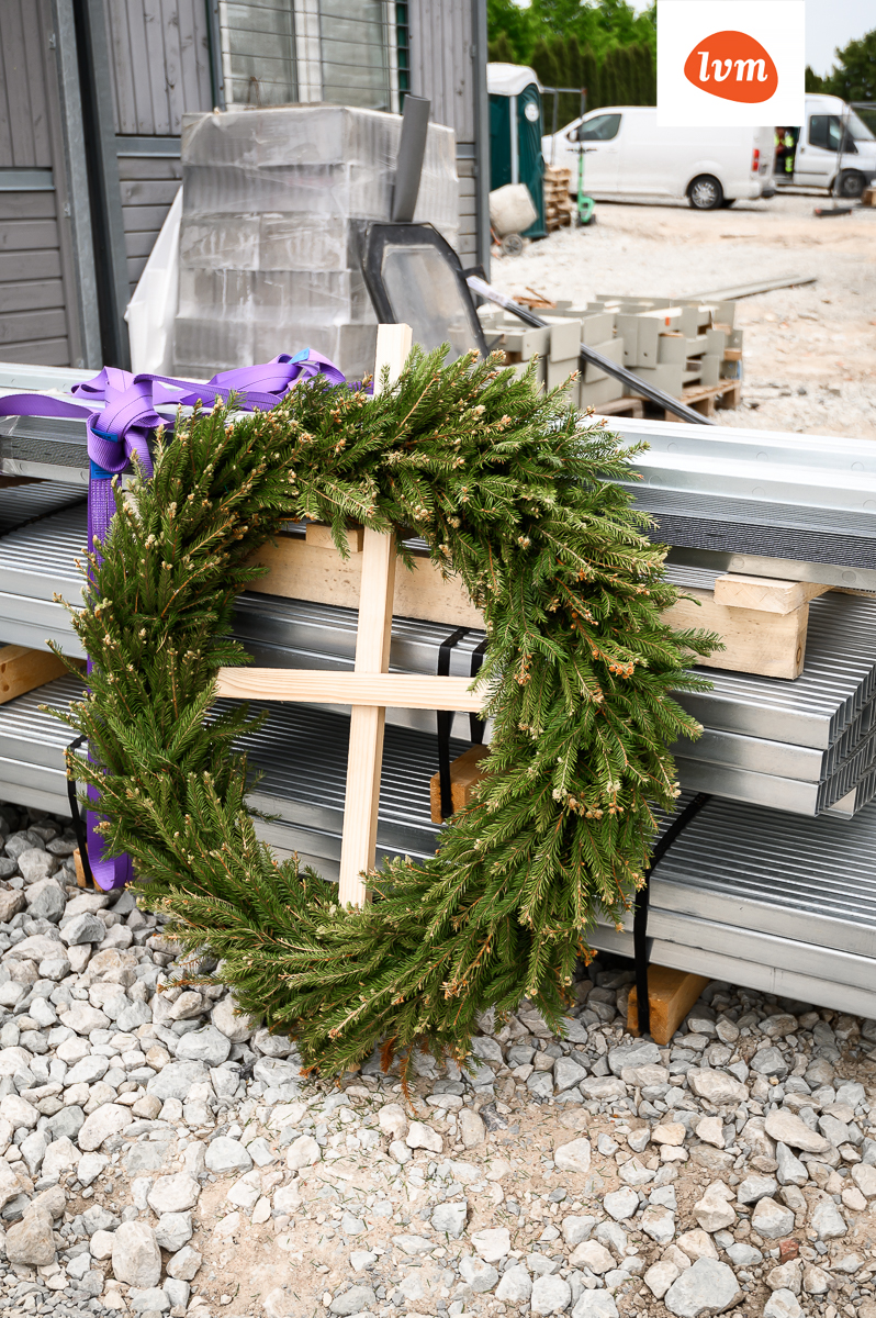 Pärnu jõe ääres toimus ülisäästlike Bremeni Kodude sarikapidu