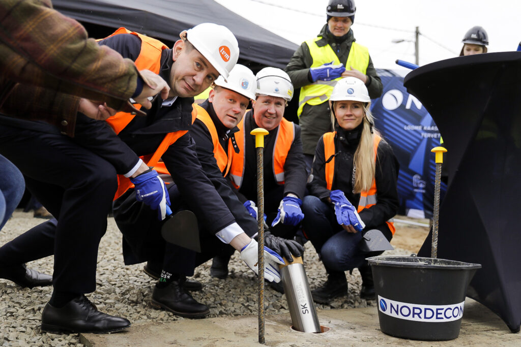 Uue elamurajooni nurgakivi ajakapslisse pandi kulda