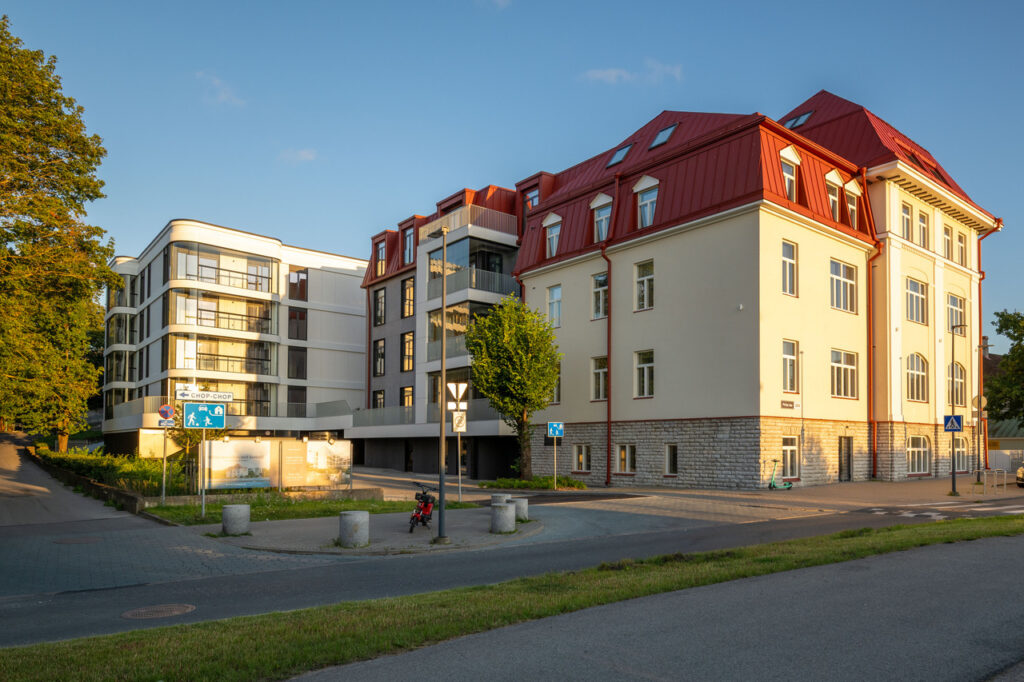 Hinnarekordid Tallinna kinnisvaraturul: Laferme majas Pirita tee ääres müüdi kaks rekordilise hinnaga korterit